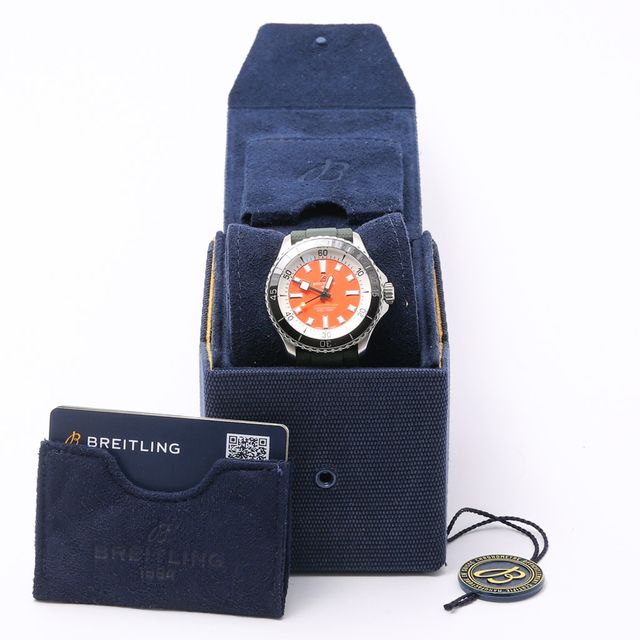 Breitling SuperOcean Automatic 42 A17375 Image 5